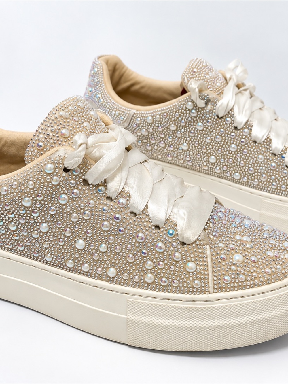 Betsey Johnson Sidny Ivory Pearl Rhinestone Platform Sneakers Women’s 7M